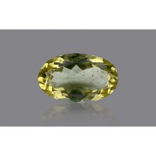 Natural Aquamarine 3.85 Carat/ 4.23 Ratti Origin: brazil 