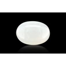 Natural Moonstone 13.55 Carat/ 14.90 Ratti